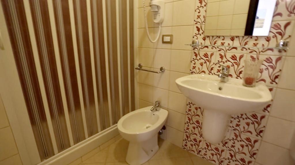 Regalpetra Hotel Racalmuto Phòng bức ảnh